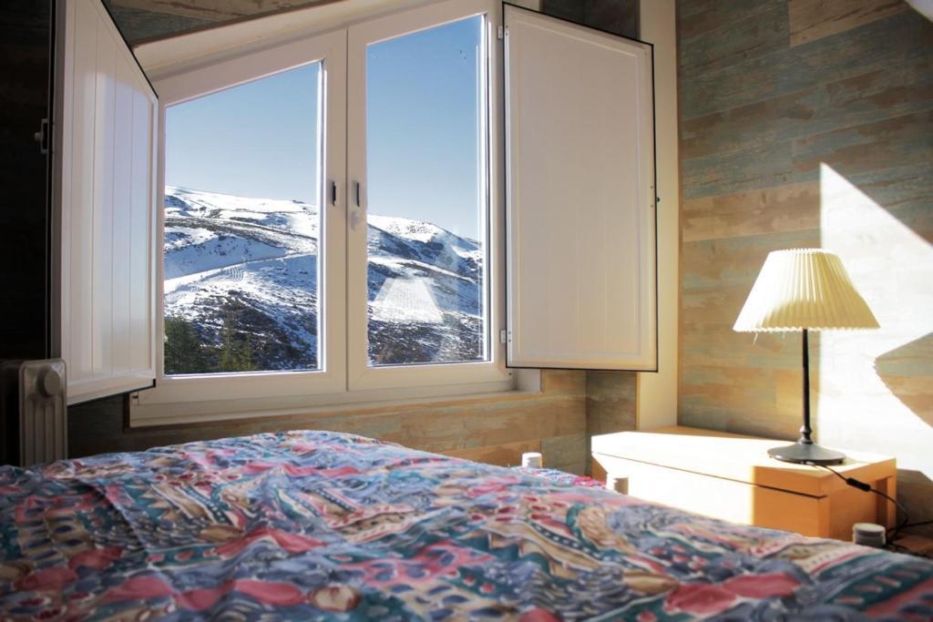 Miramar Ski A Pie De Pista سْييرا نيفادا المظهر الخارجي الصورة